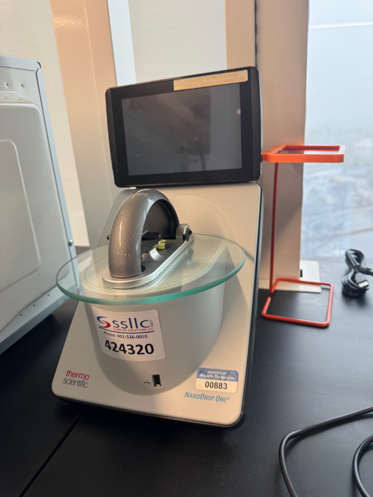 Image of Thermo NanoDrop OneC UV-Vis Spectrophotometer